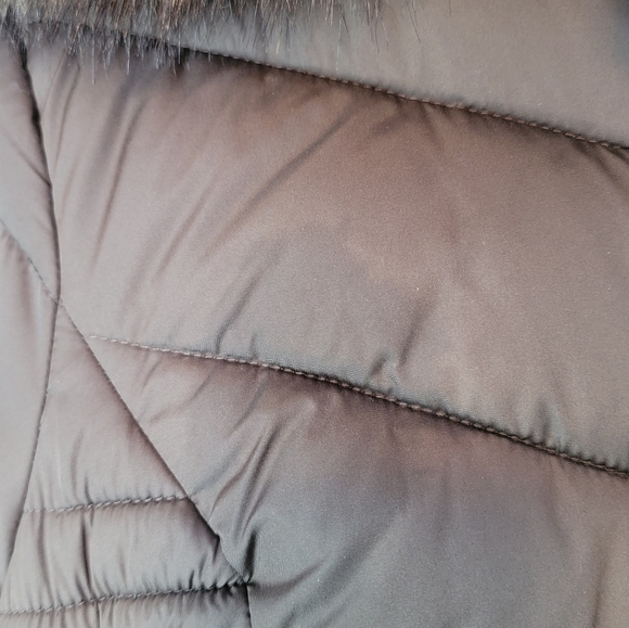 Laundry by Shelli Segal Plus Women's Brown Puffer Coat w/ Detach Fur Hood- XXL - Picture 9 of 10